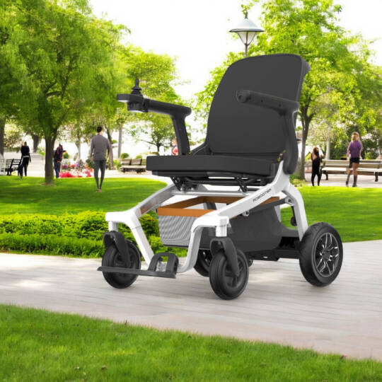 E40S -10 ve 20 Robooter Katlanabilir Akülü Sandalye - 5