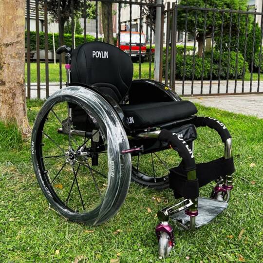 Poylin P153 Aktif Tekerlekli Sandalye Titanyum - 1