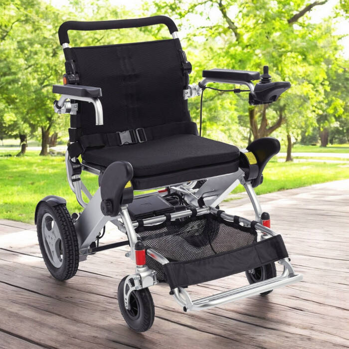 Poylin P209 XL Ultra Hafif Lityum Akülü Tekerlekli Sandalye - 1
