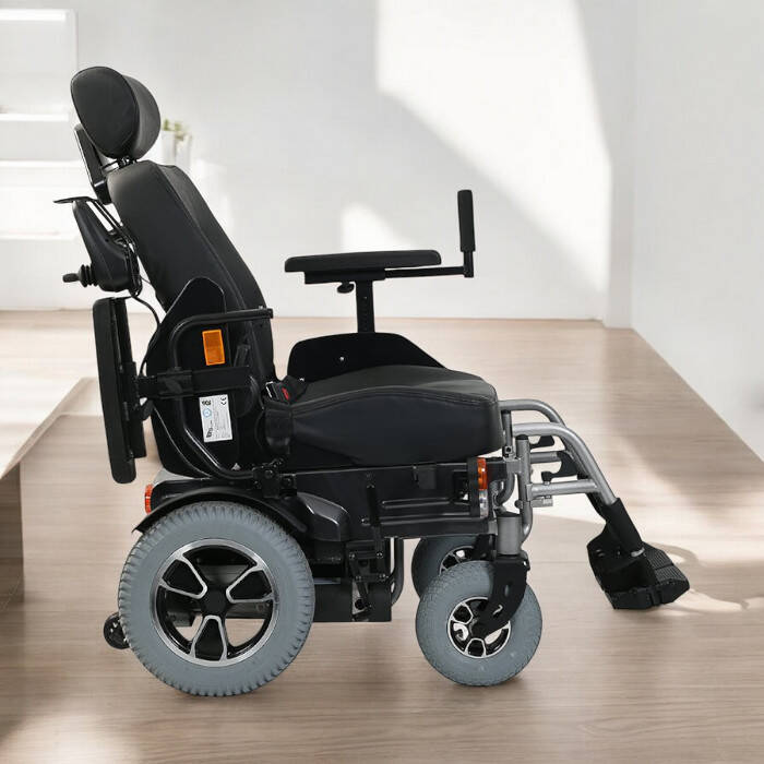 Scuba S220 Akülü Tekerlekli Sandalye - 2